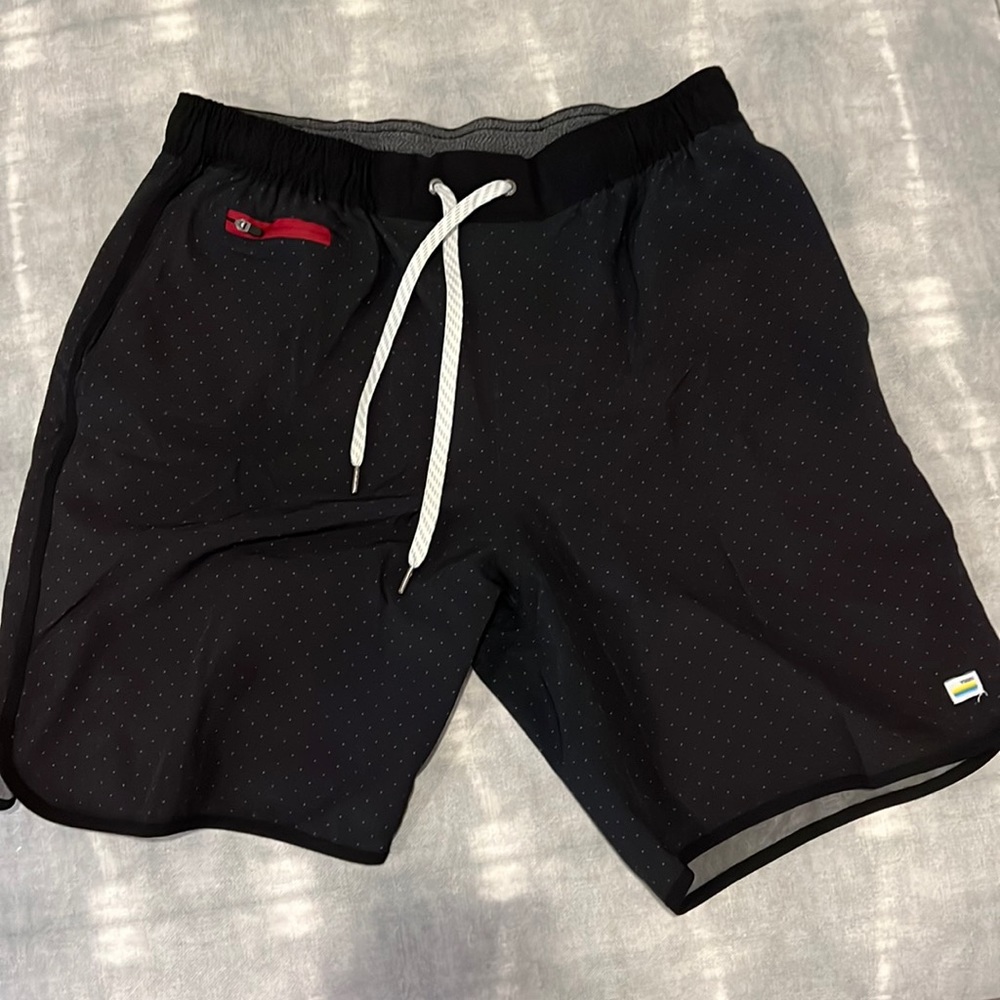 Vuori Banks Shorts